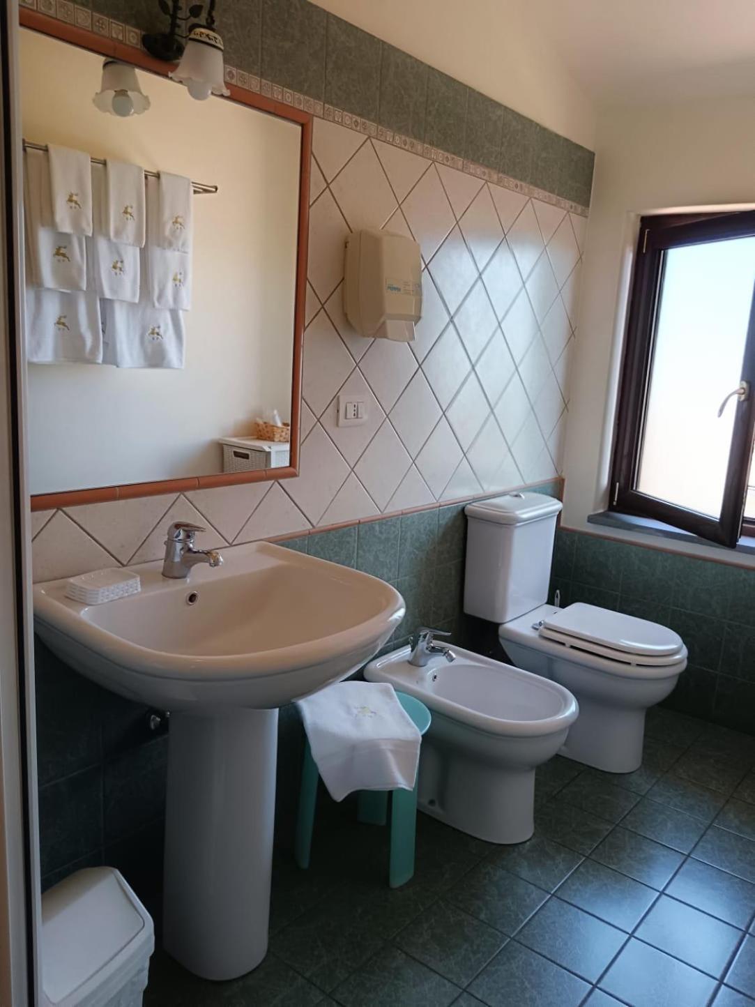 Frühstückspension Hirschen 3*